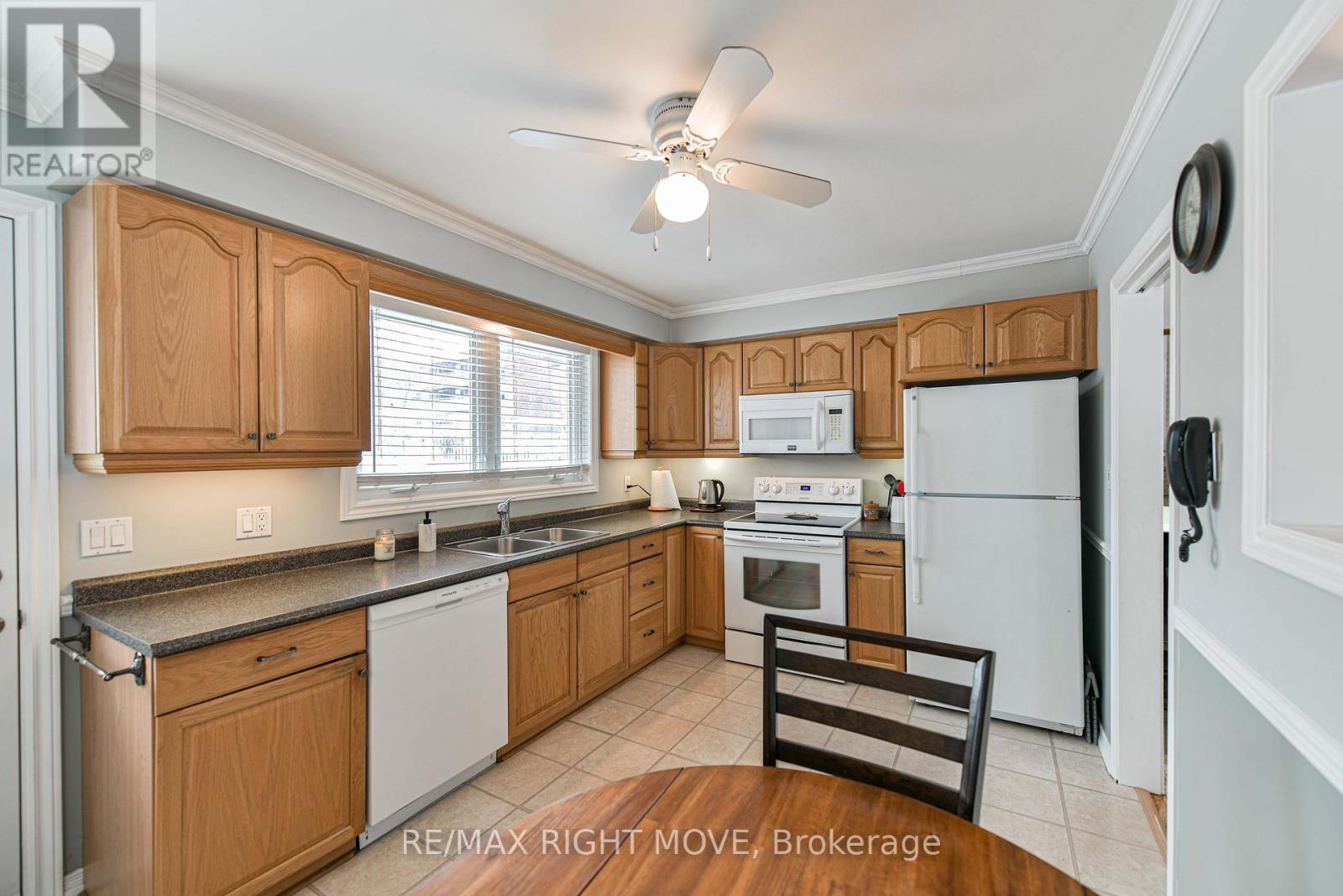 437 Highland Avenue, Orillia, Ontario  L3V 4E8 - Photo 20 - S12596682