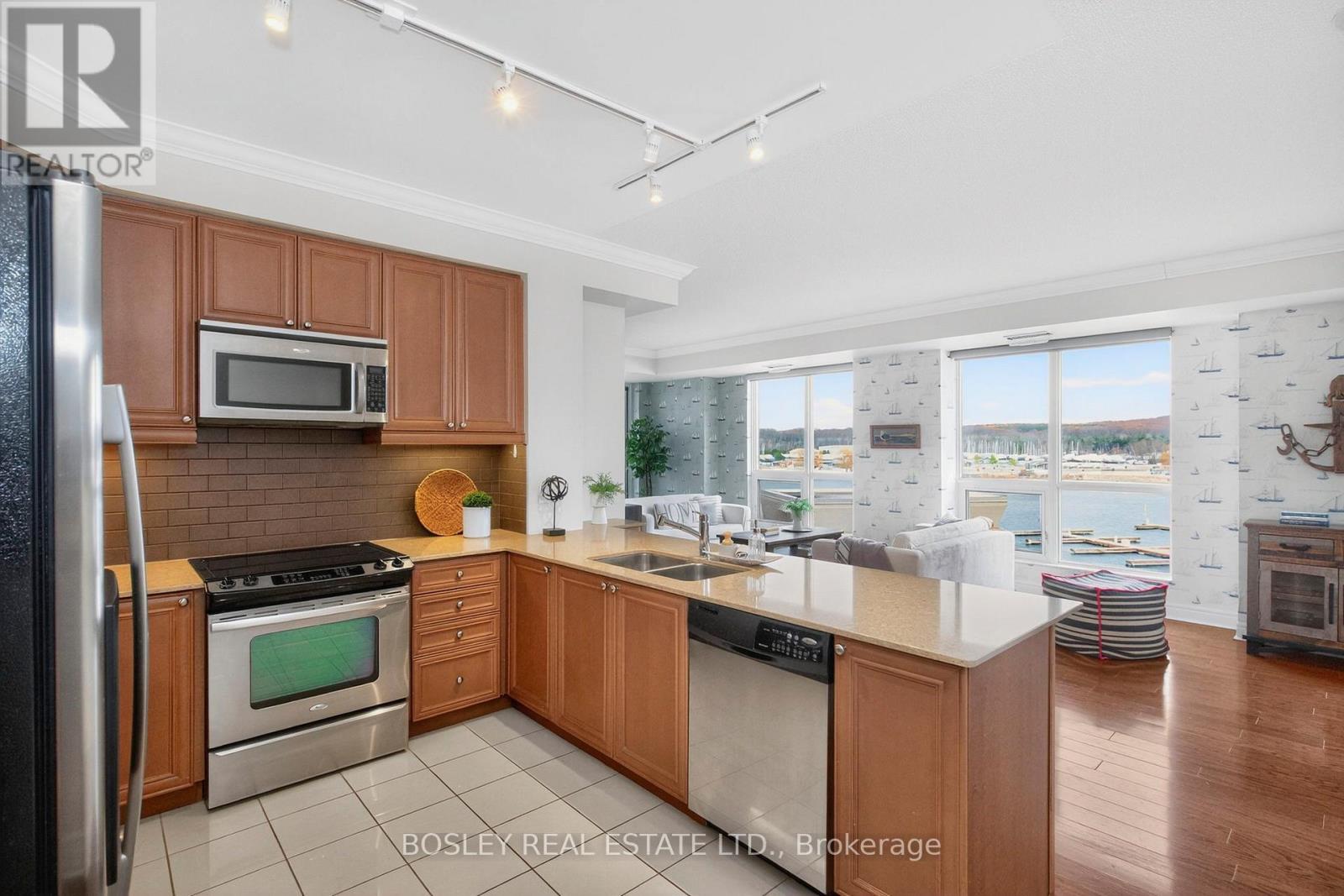 307 - 699 Aberdeen Boulevard, Midland, Ontario  L4R 5P2 - Photo 5 - S12596718