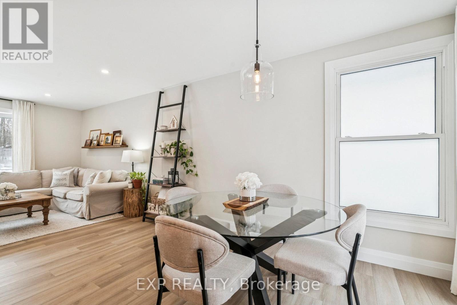 2386 South Orr Lake Road, Springwater, Ontario  L0L 1P0 - Photo 11 - S12596724