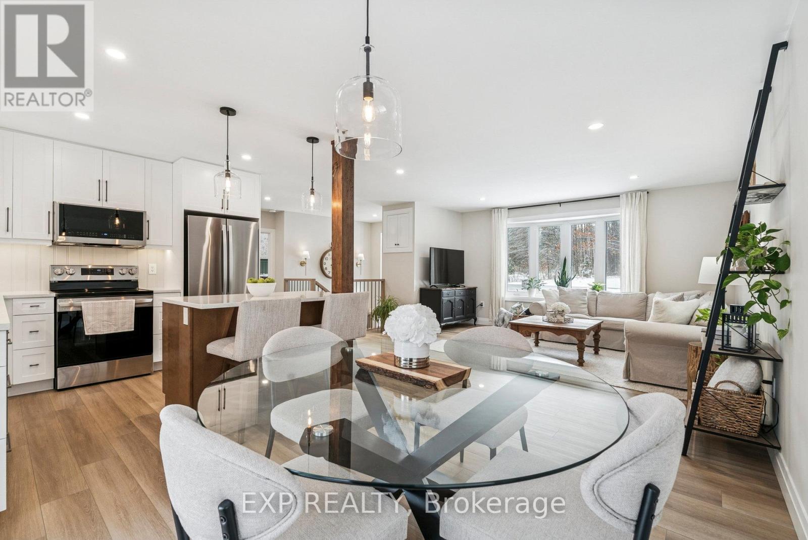 2386 South Orr Lake Road, Springwater, Ontario  L0L 1P0 - Photo 12 - S12596724