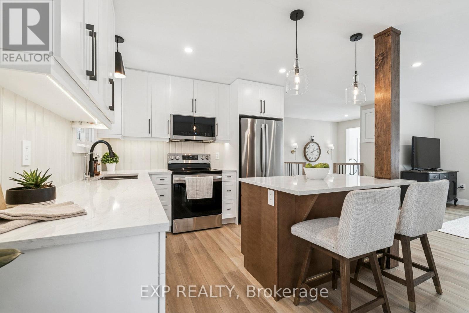 2386 South Orr Lake Road, Springwater, Ontario  L0L 1P0 - Photo 13 - S12596724