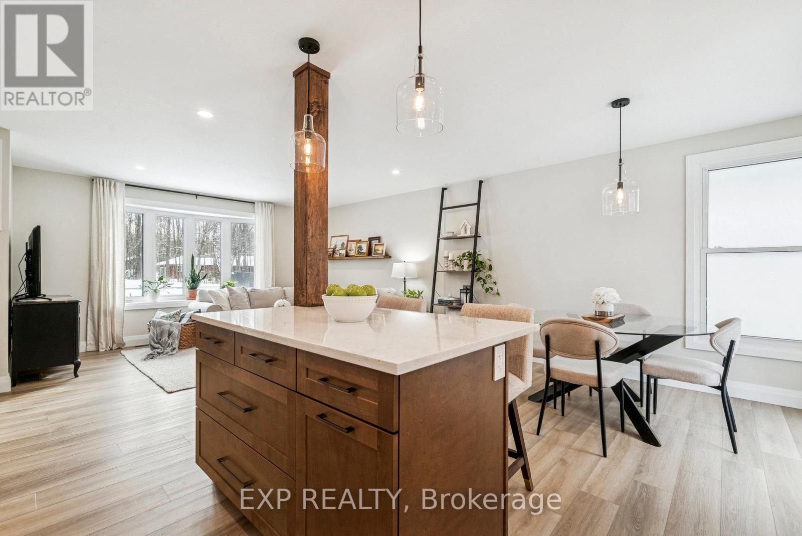 2386 South Orr Lake Road, Springwater, Ontario  L0L 1P0 - Photo 14 - S12596724