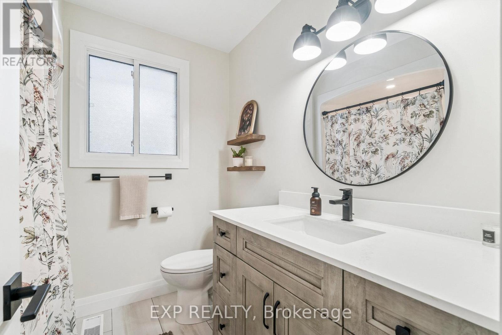 2386 South Orr Lake Road, Springwater, Ontario  L0L 1P0 - Photo 20 - S12596724