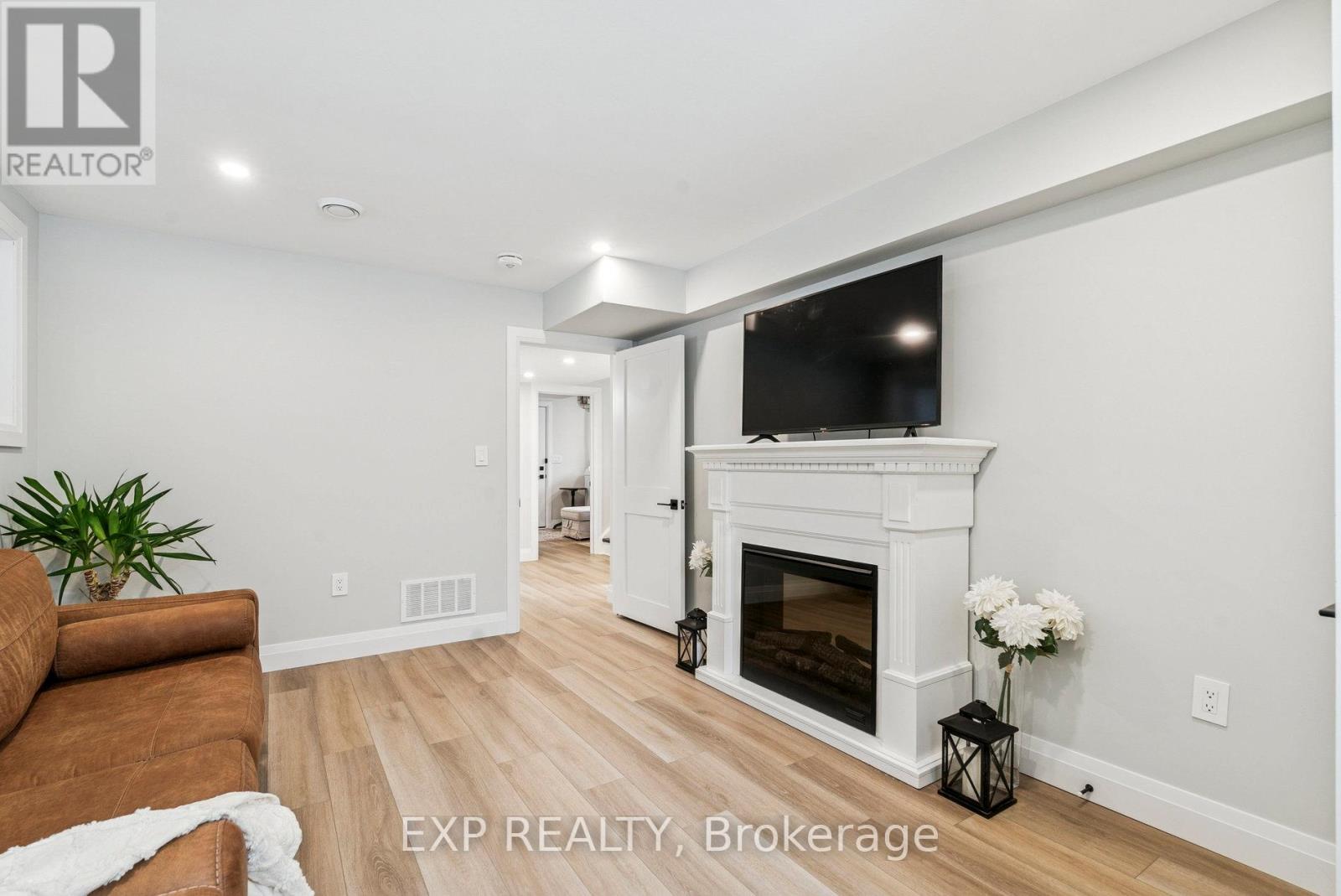 2386 South Orr Lake Road, Springwater, Ontario  L0L 1P0 - Photo 27 - S12596724