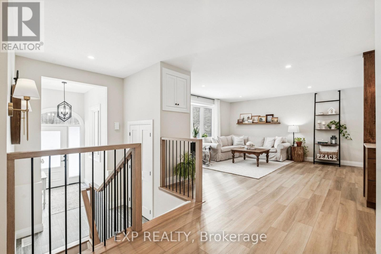 2386 South Orr Lake Road, Springwater, Ontario  L0L 1P0 - Photo 6 - S12596724