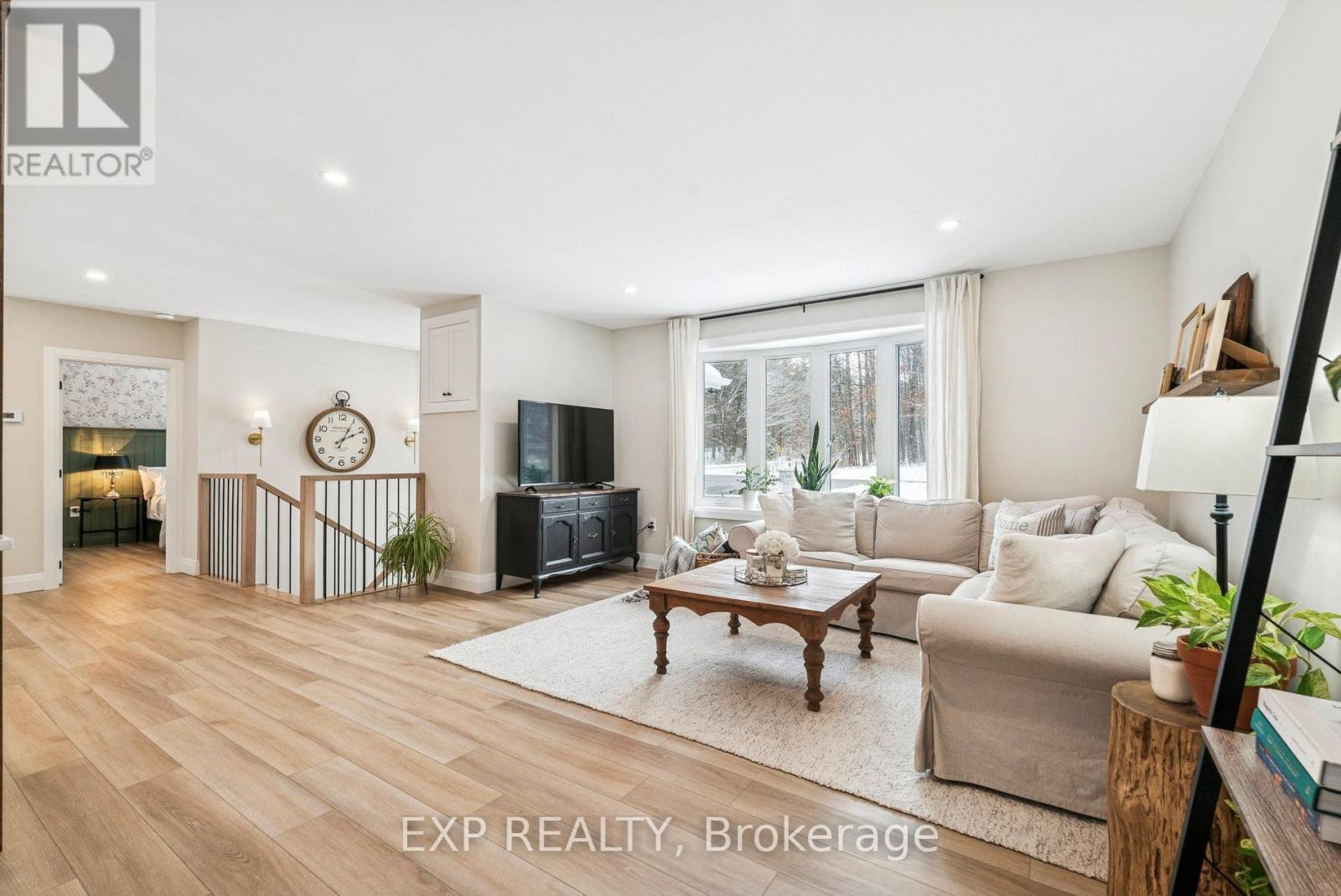 2386 South Orr Lake Road, Springwater, Ontario  L0L 1P0 - Photo 8 - S12596724