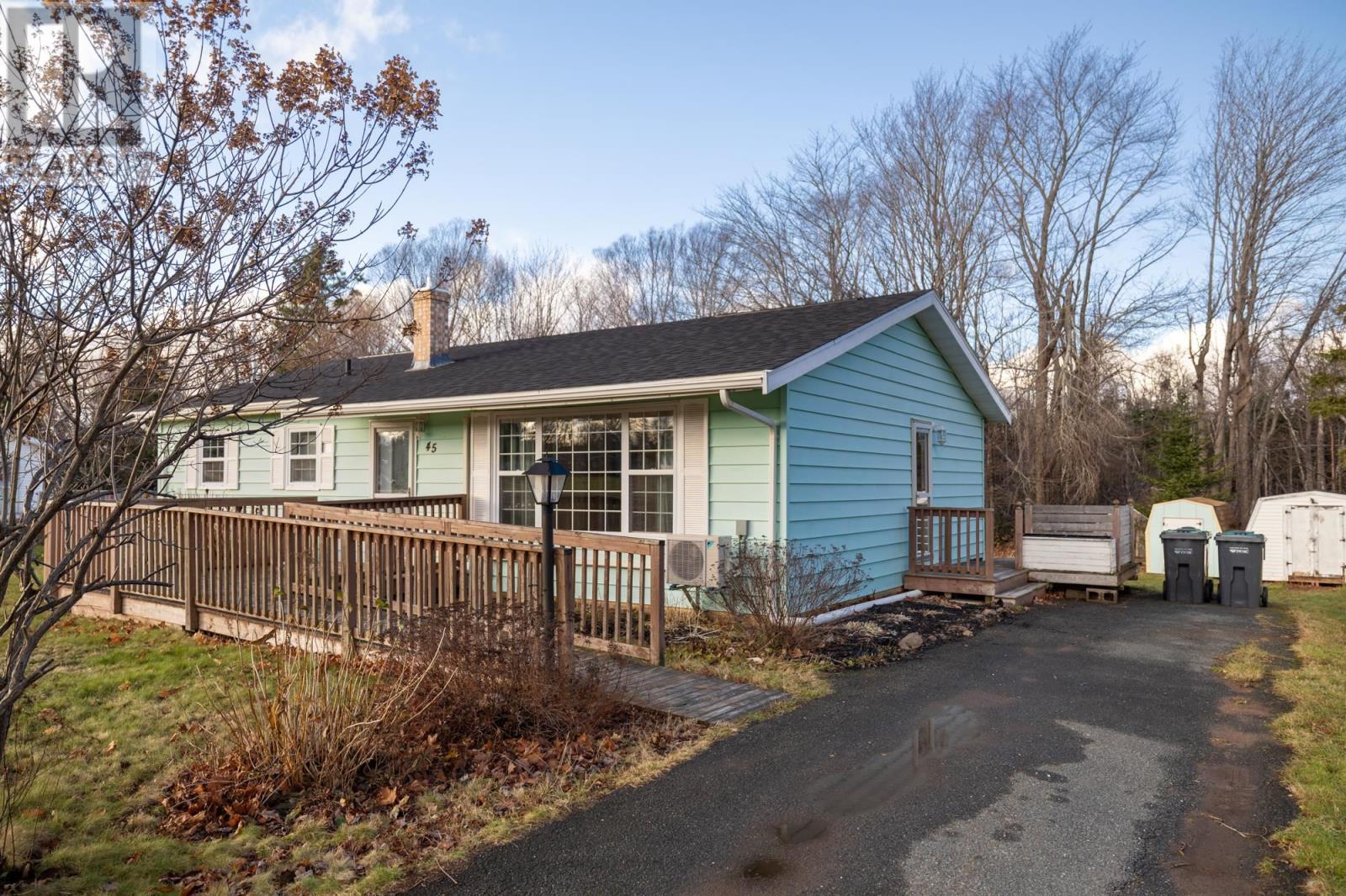 45 Dewar Drive, Stratford, Prince Edward Island  C1B 1K3 - Photo 4 - 202528972