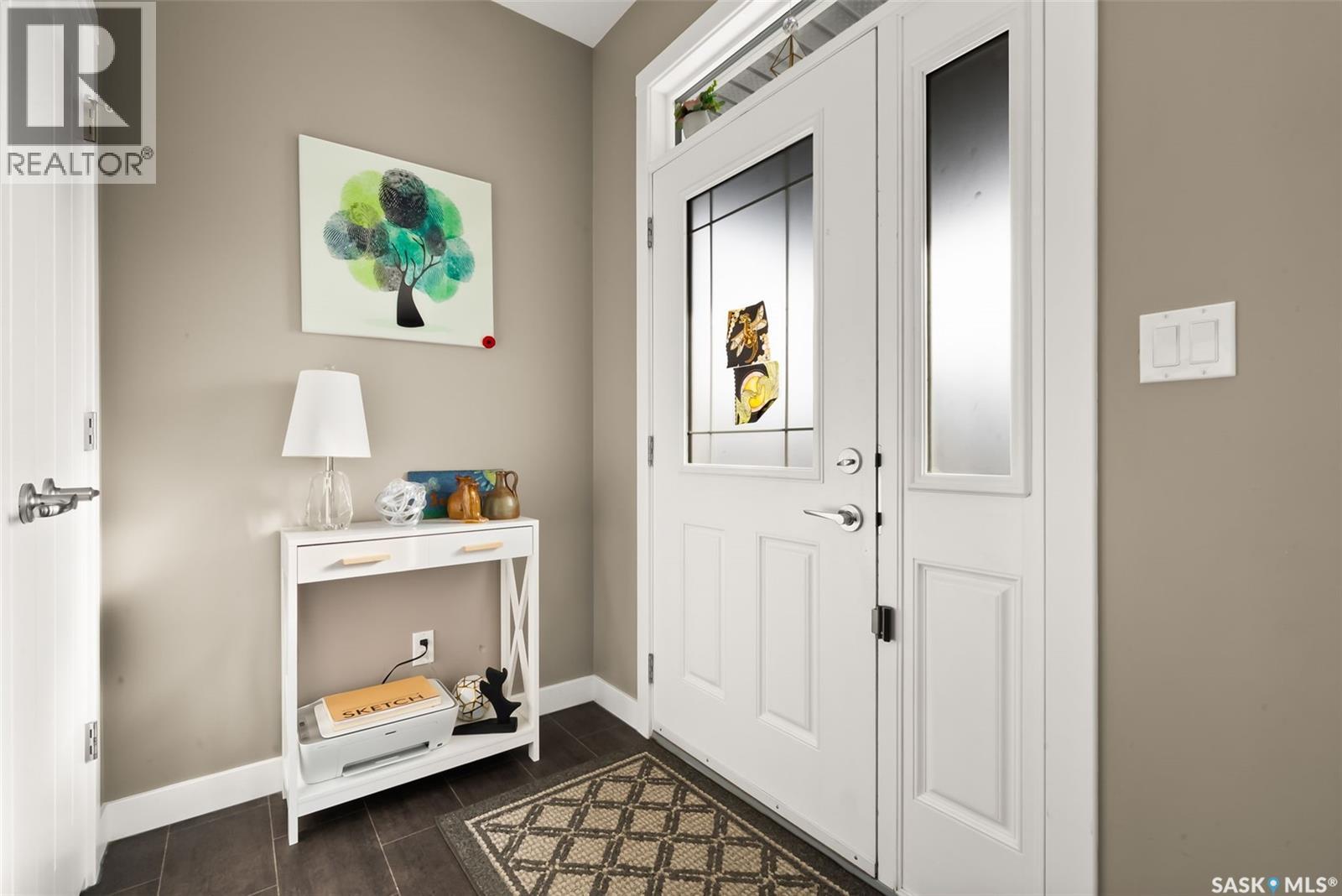 2810 Ridgway Avenue, Regina, Saskatchewan  S4X 0N1 - Photo 3 - SK025094