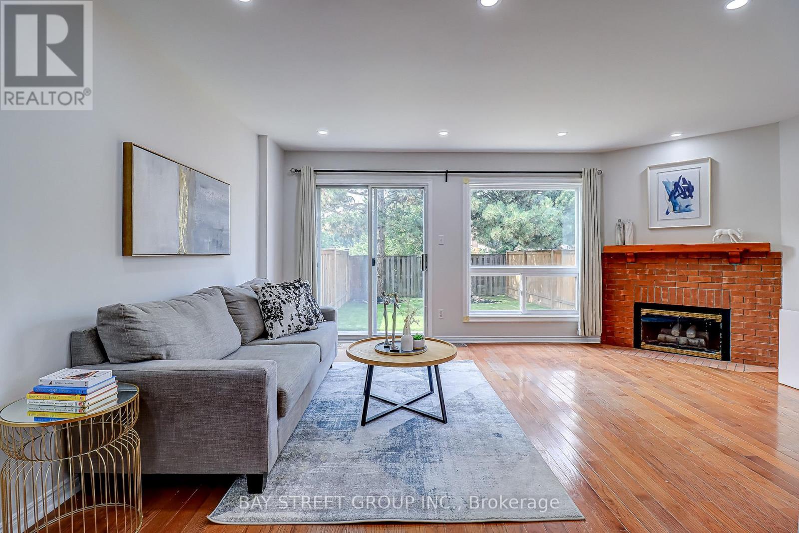 679 Constellation Drive, Mississauga, Ontario  L5R 2V9 - Photo 10 - W12596652