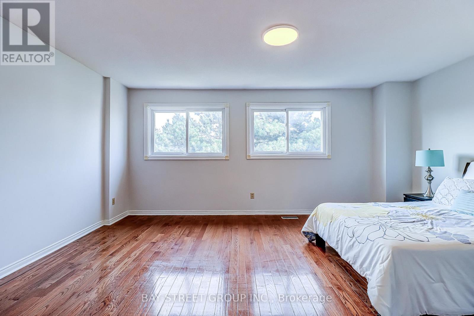 679 Constellation Drive, Mississauga, Ontario  L5R 2V9 - Photo 22 - W12596652