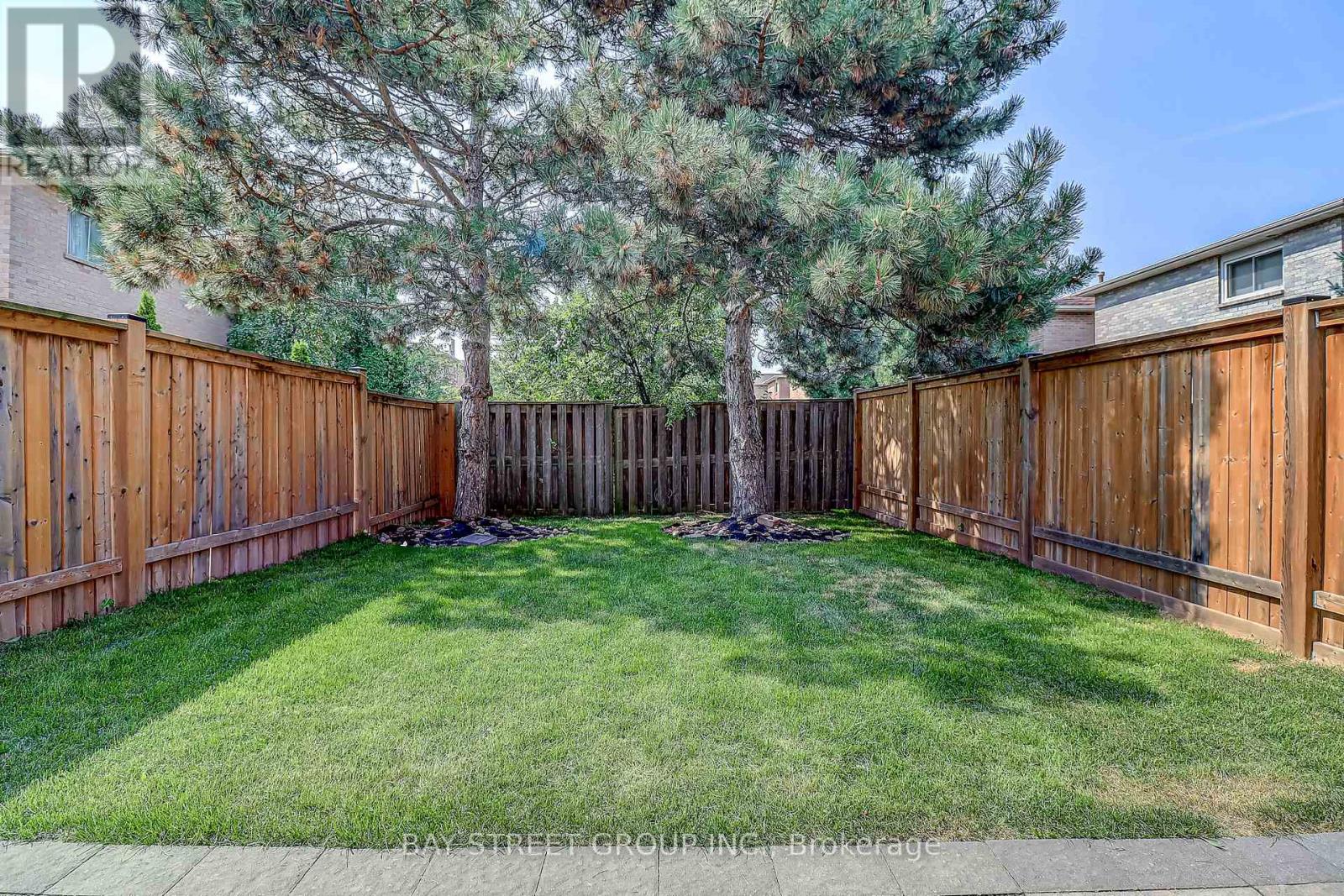 679 Constellation Drive, Mississauga, Ontario  L5R 2V9 - Photo 37 - W12596652