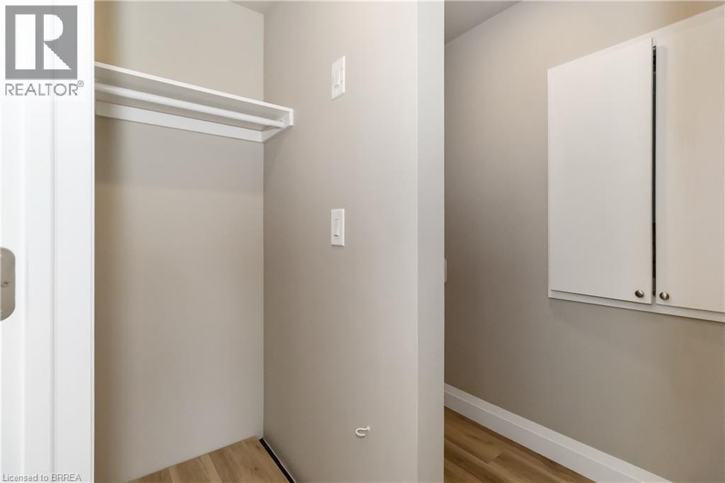 16 Mt. Pleasant Street, Brantford, Ontario  N3T 1S5 - Photo 15 - 40791642