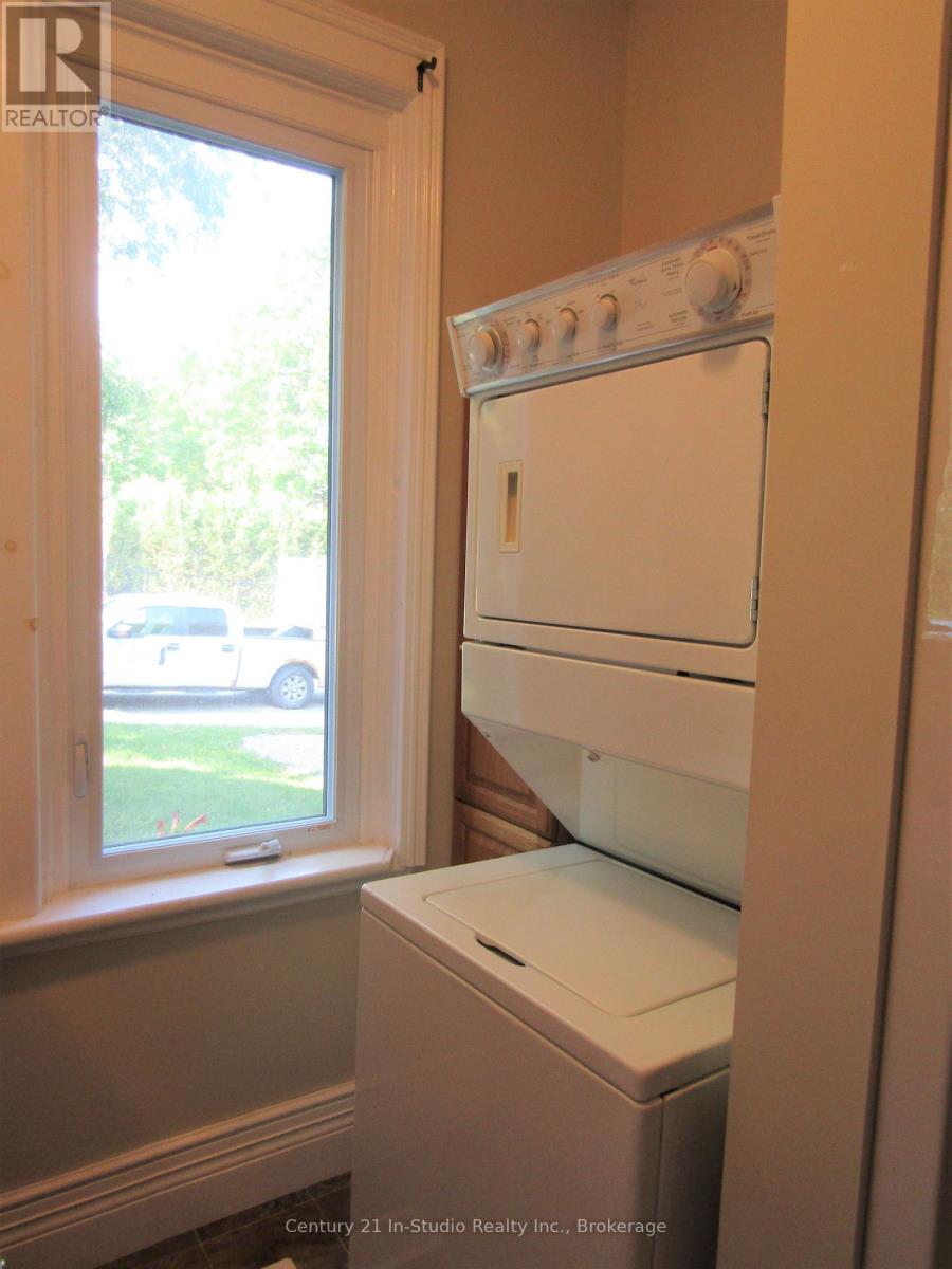 B - 316 Centre Street, North Huron, Ontario  N0G 2W0 - Photo 10 - X12387464