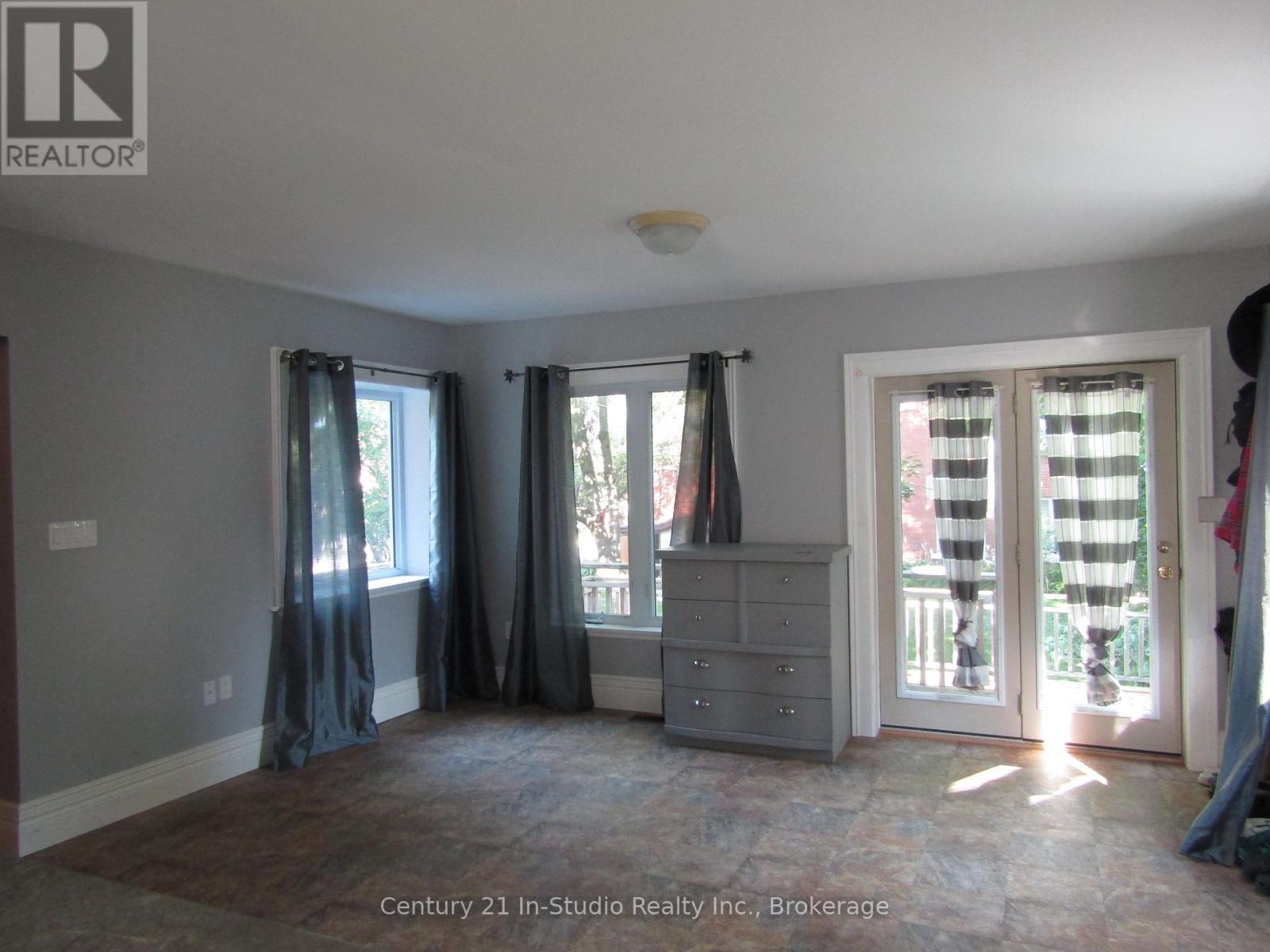 B - 316 Centre Street, North Huron, Ontario  N0G 2W0 - Photo 3 - X12387464