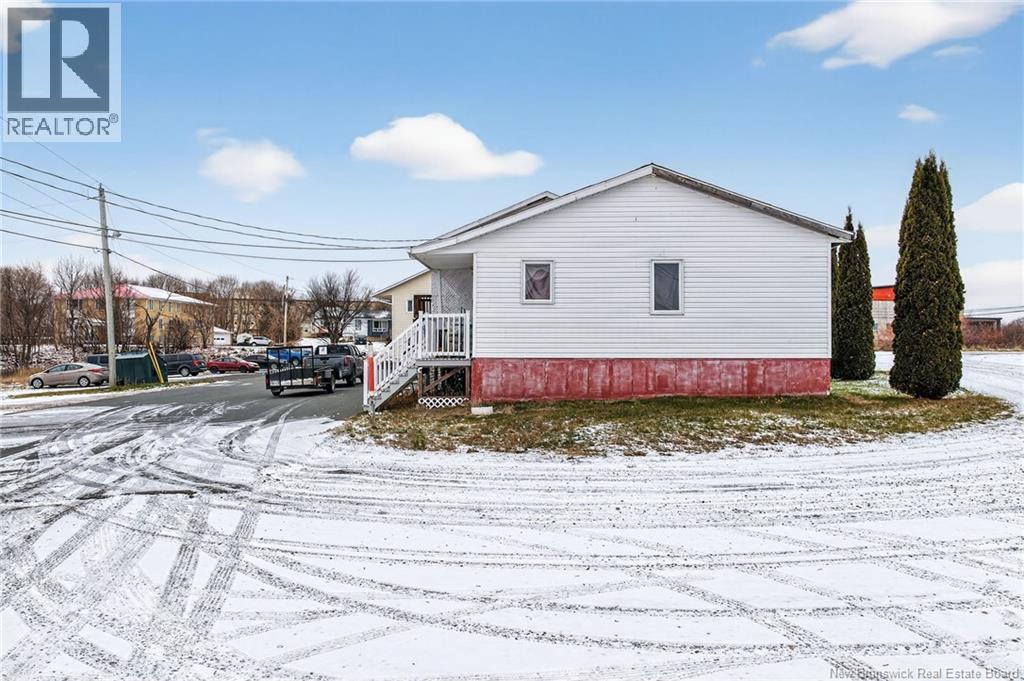 699 Eudistes Lane, Bathurst, New Brunswick  E2A 0A3 - Photo 1 - NB130943
