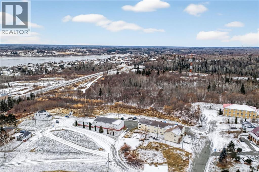 699 Eudistes Lane, Bathurst, New Brunswick  E2A 0A3 - Photo 10 - NB130943