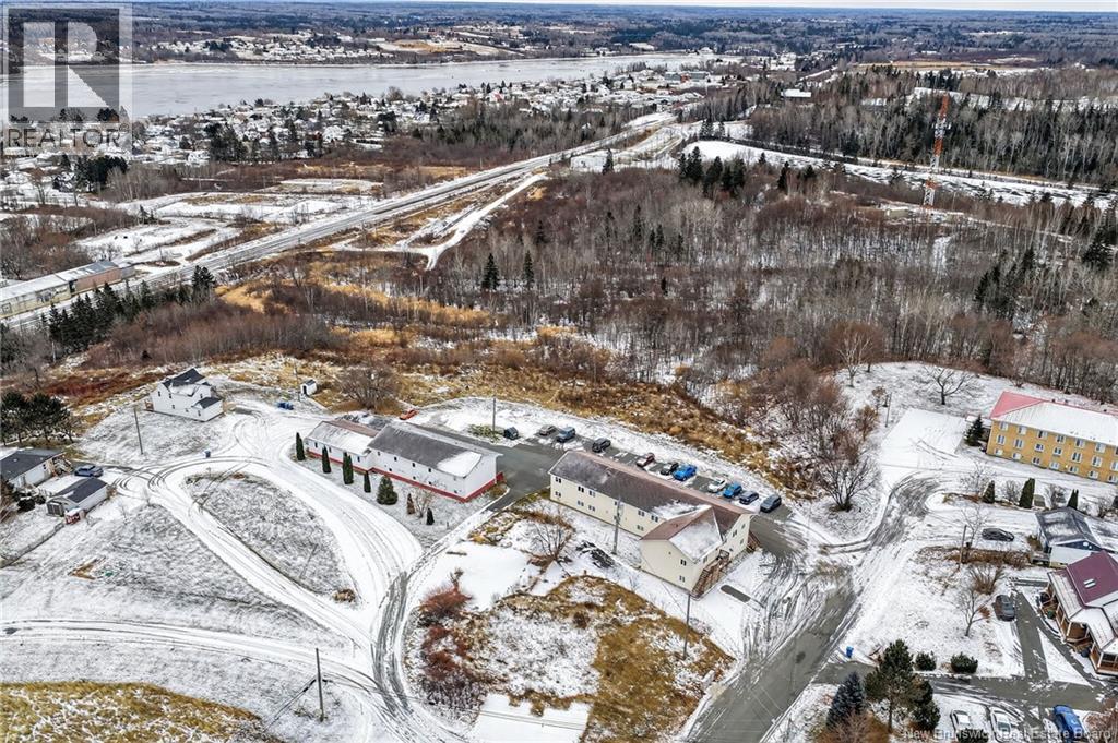 699 Eudistes Lane, Bathurst, New Brunswick  E2A 0A3 - Photo 4 - NB130943