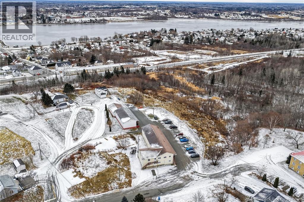 699 Eudistes Lane, Bathurst, New Brunswick  E2A 0A3 - Photo 5 - NB130943