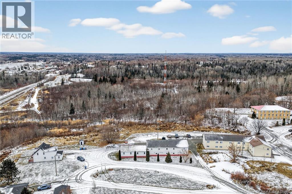 699 Eudistes Lane, Bathurst, New Brunswick  E2A 0A3 - Photo 8 - NB130943