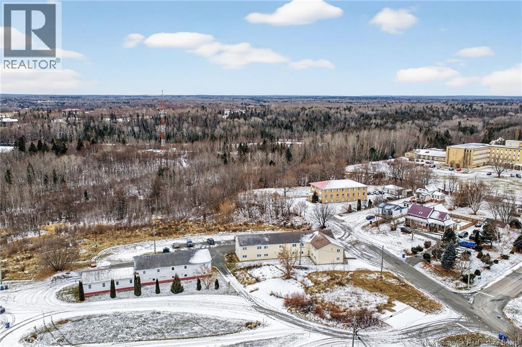 699 Eudistes Lane, Bathurst, New Brunswick  E2A 0A3 - Photo 9 - NB130943