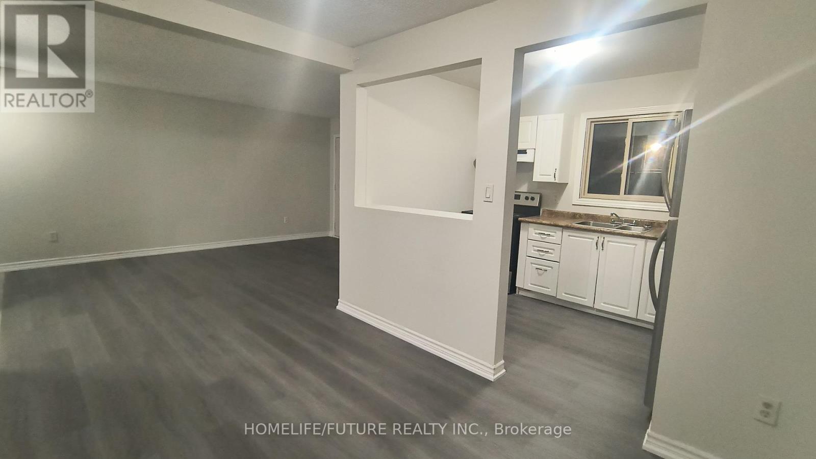 18 - 255 Porter Street, Oshawa (Lakeview), Ontario  L1J 1N3 - Photo 3 - E12583514