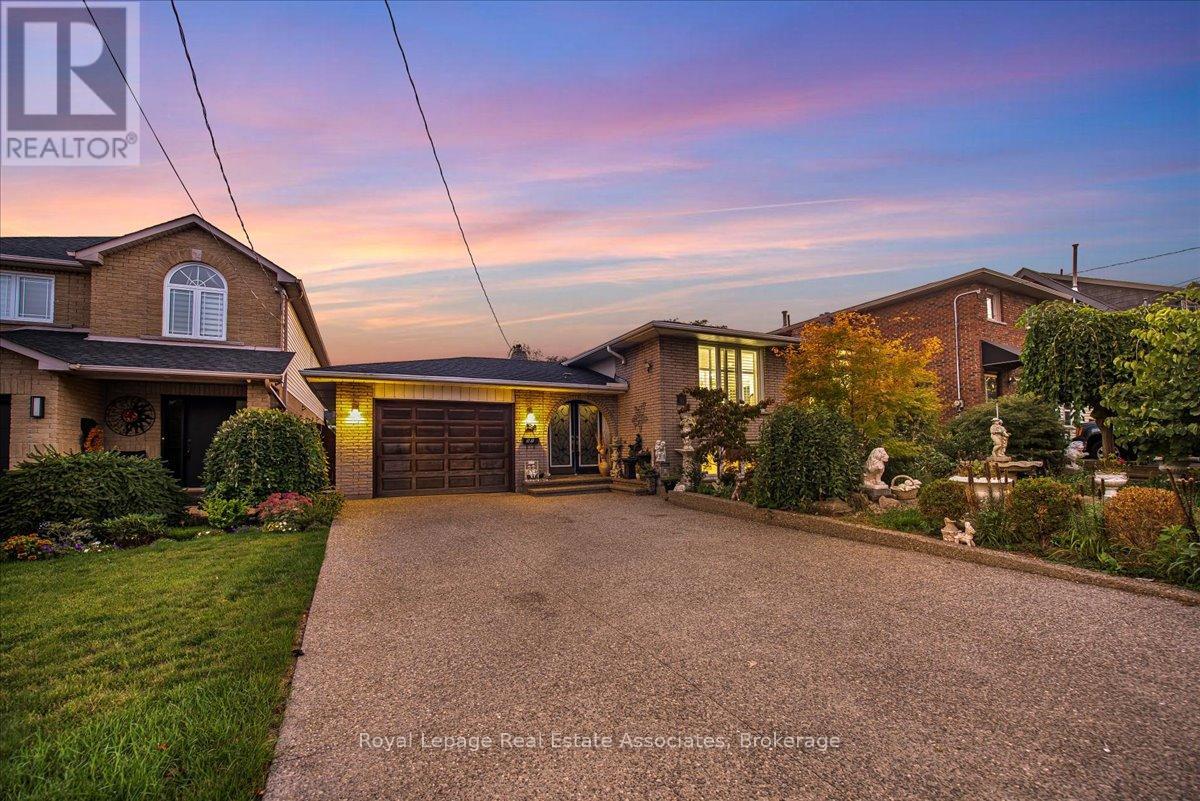 51 Picton Street, Hamilton, Ontario  L8L 1E4 - Photo 2 - X12596664