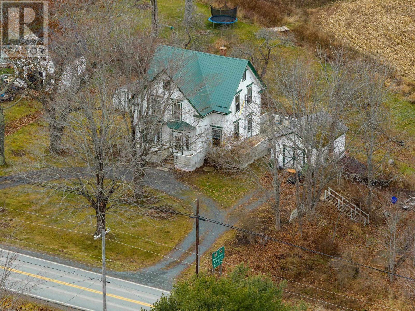 4617 Highway 215, Noel, Nova Scotia  B0N 1T0 - Photo 2 - 202528971