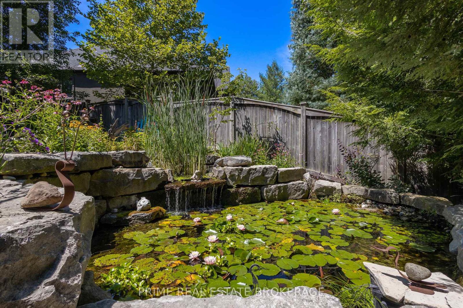 565 Eagletrace Drive, London North, Ontario  N6G 0E8 - Photo 46 - X12410777