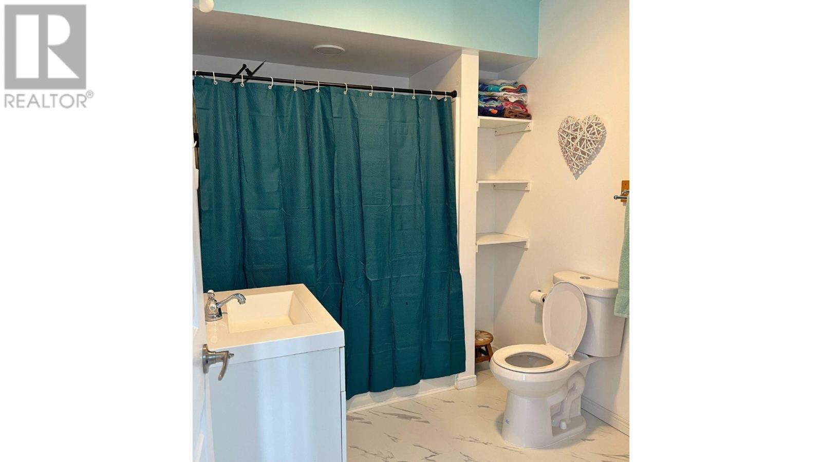 17 Third Ave, Wawa, Ontario  P0S 1K0 - Photo 17 - SM253394