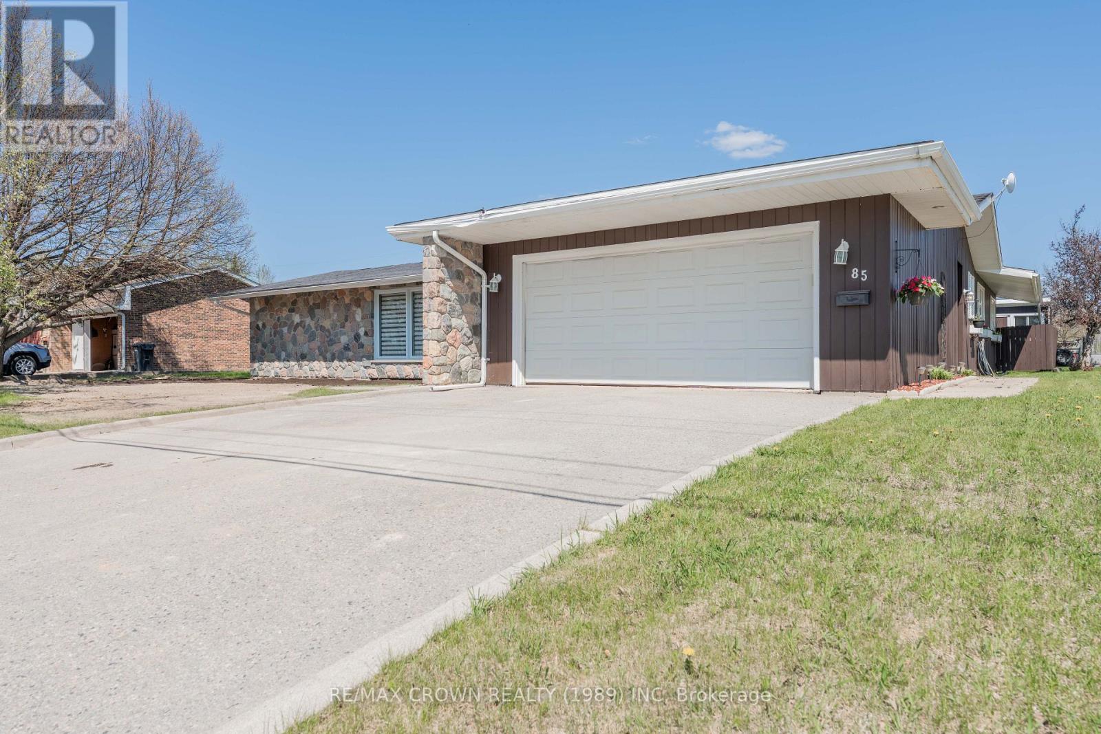 85 Avenue Road, Kapuskasing, Ontario  P5N 3A3 - Photo 2 - T12596840