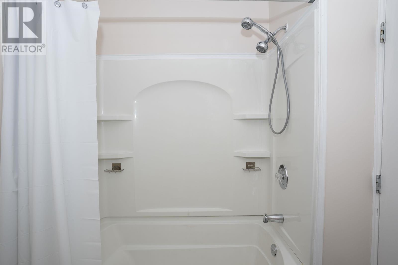 141 Empress Ave S, Thunder Bay, Ontario  P7B 4N6 - Photo 27 - TB253594