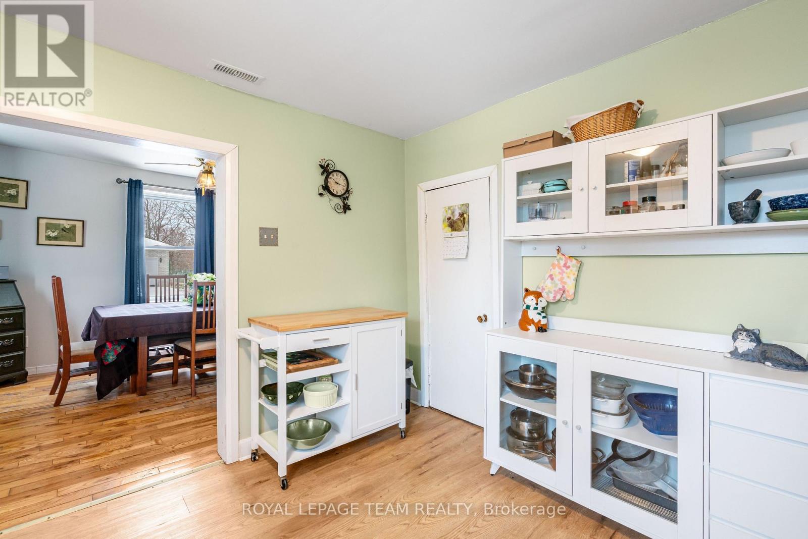 11509 Queen Street, North Dundas, Ontario  K0E 1J0 - Photo 8 - X12596790