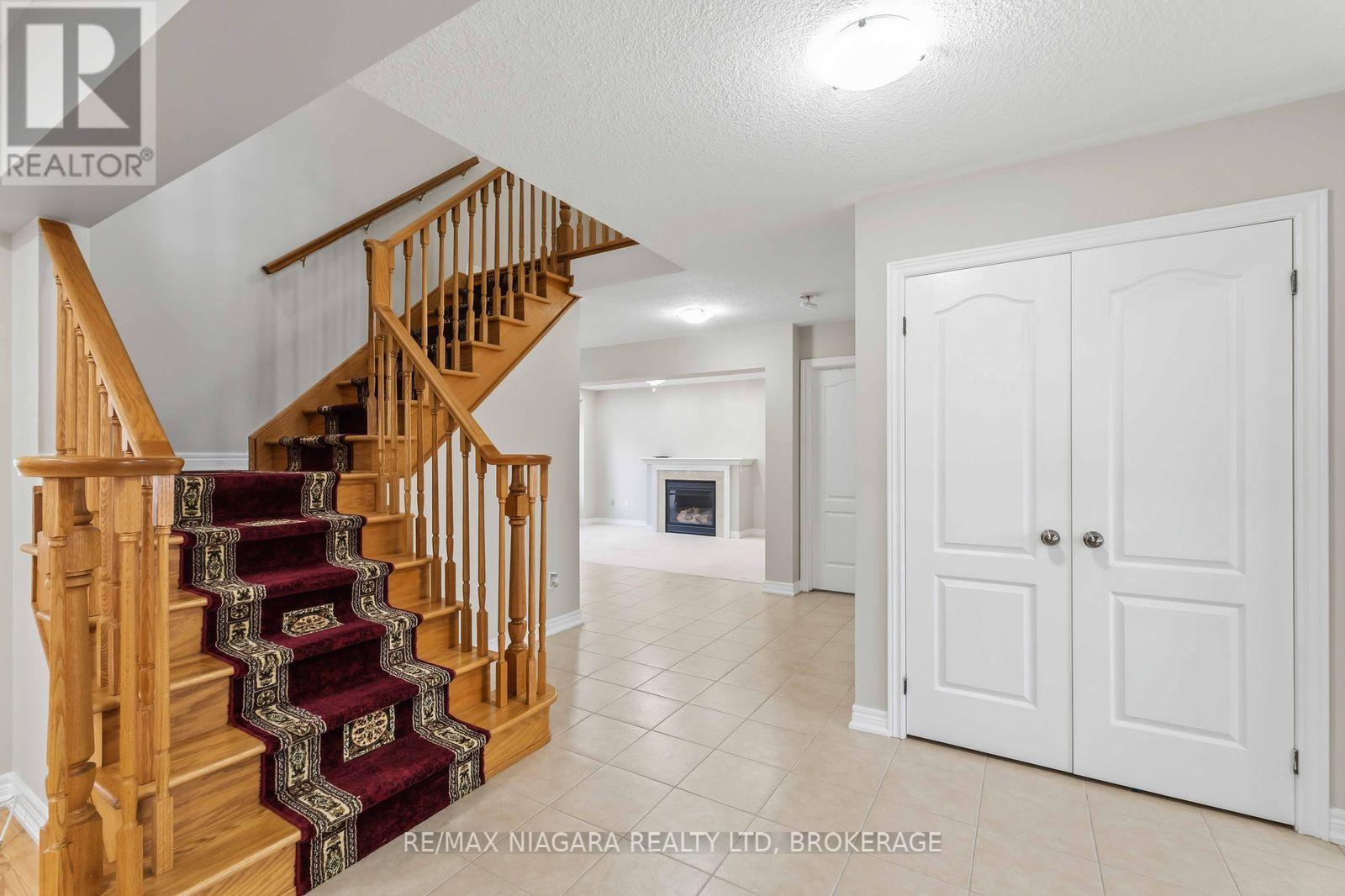 6537 St Michael Avenue, Niagara Falls (Forestview), Ontario  L2H 0C6 - Photo 13 - X12596768