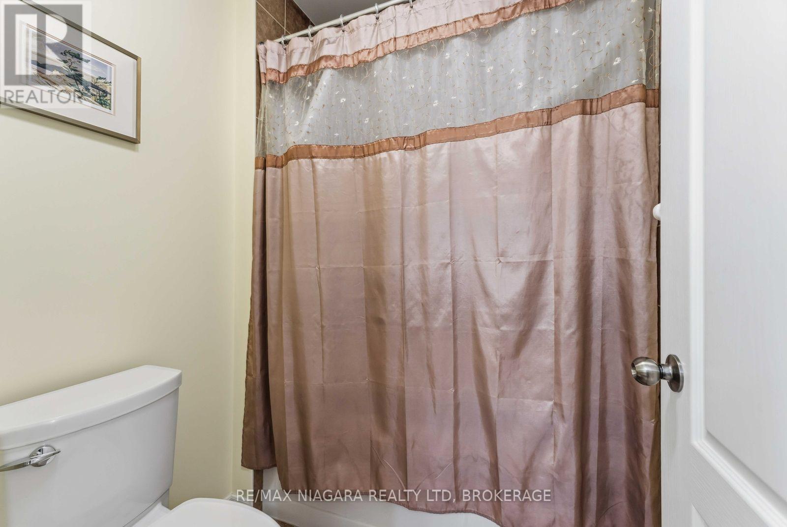 6537 St Michael Avenue, Niagara Falls (Forestview), Ontario  L2H 0C6 - Photo 26 - X12596768