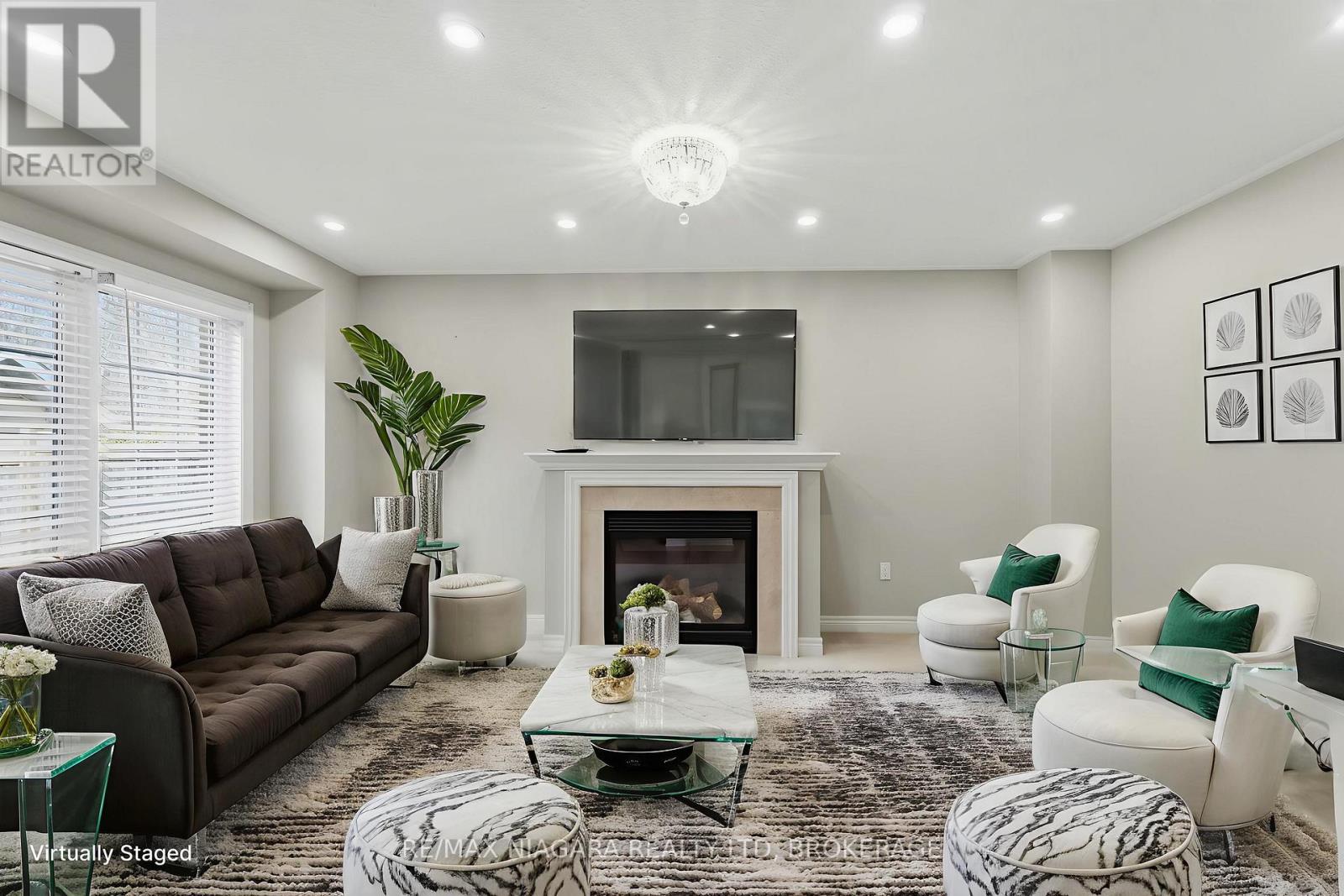 6537 St Michael Avenue, Niagara Falls (Forestview), Ontario  L2H 0C6 - Photo 4 - X12596768