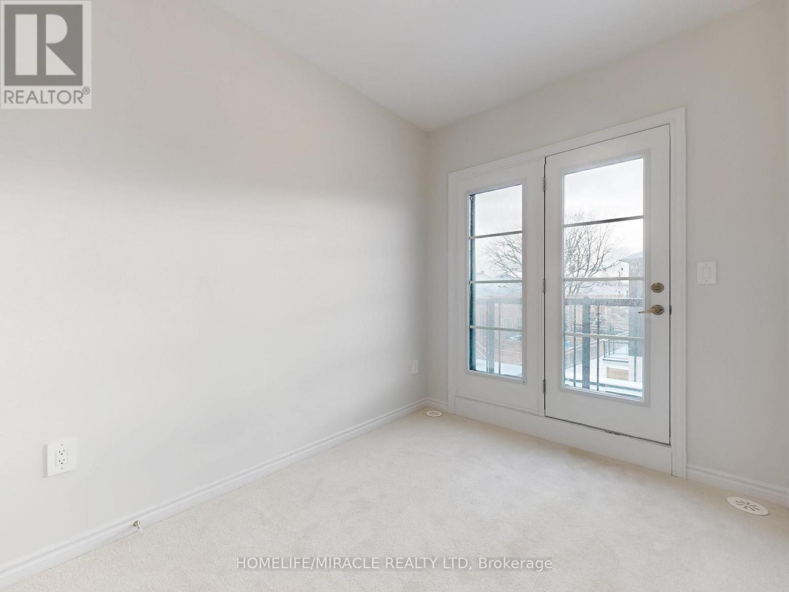 5909 Saigon Street, Mississauga (East Credit), Ontario  L5V 0E9 - Photo 27 - W12554570