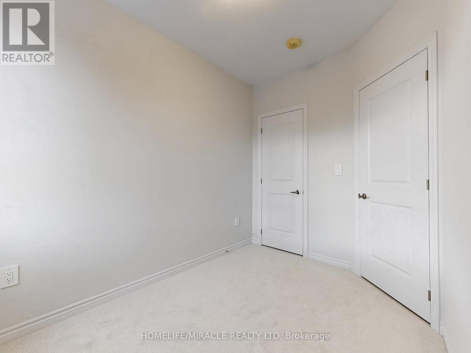 5909 Saigon Street, Mississauga (East Credit), Ontario  L5V 0E9 - Photo 32 - W12554570