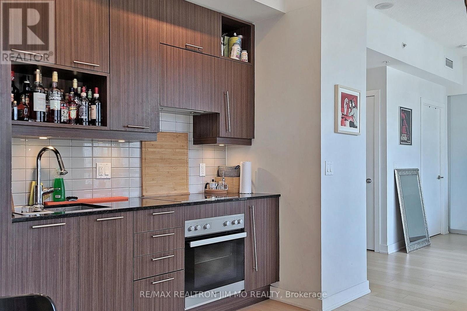 2604 - 199 Richmond Street W, Toronto (Waterfront Communities), Ontario  M5V 0H4 - Photo 10 - C12596746