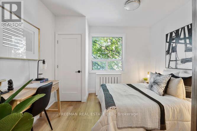 10 - 134 Carlton Street E, Toronto, Ontario  M5A 2K1 - Photo 19 - C12596756