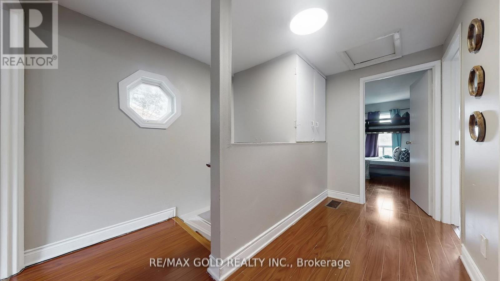 42 Murison Boulevard, Toronto, Ontario  M1B 2B2 - Photo 16 - E12594144