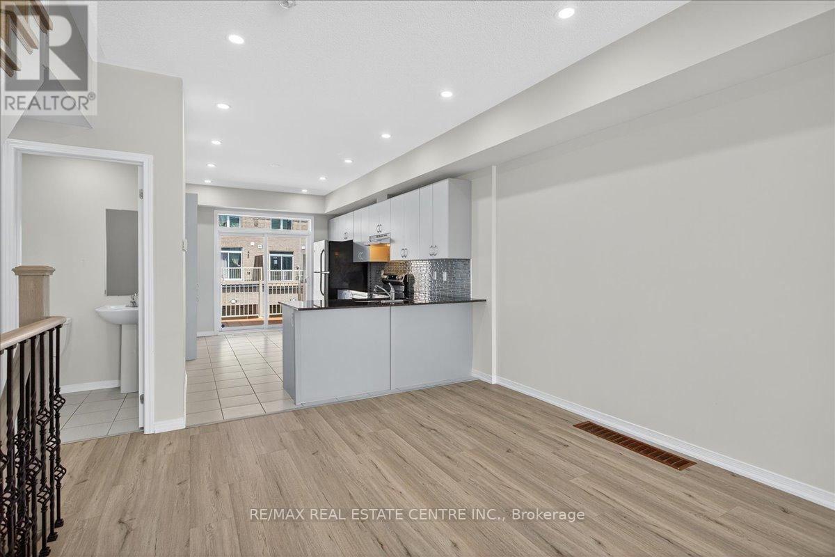 1373 Salem Road N, Ajax, Ontario  L1Z 0R9 - Photo 10 - E12596826