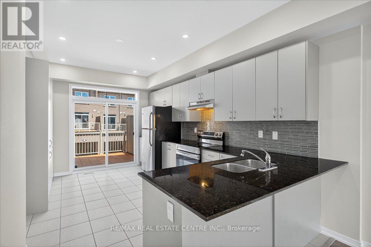 1373 Salem Road N, Ajax, Ontario  L1Z 0R9 - Photo 12 - E12596826