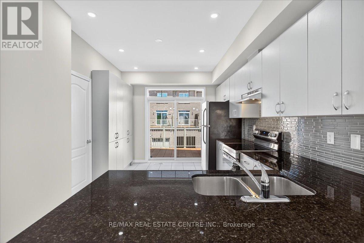 1373 Salem Road N, Ajax, Ontario  L1Z 0R9 - Photo 13 - E12596826