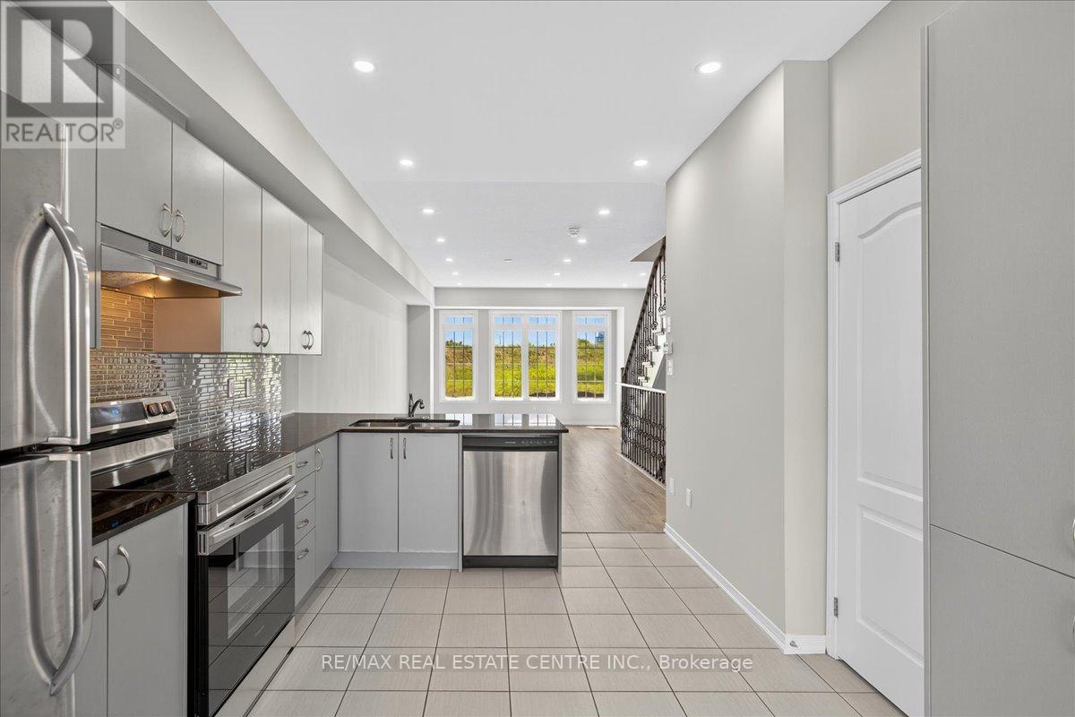 1373 Salem Road N, Ajax, Ontario  L1Z 0R9 - Photo 16 - E12596826