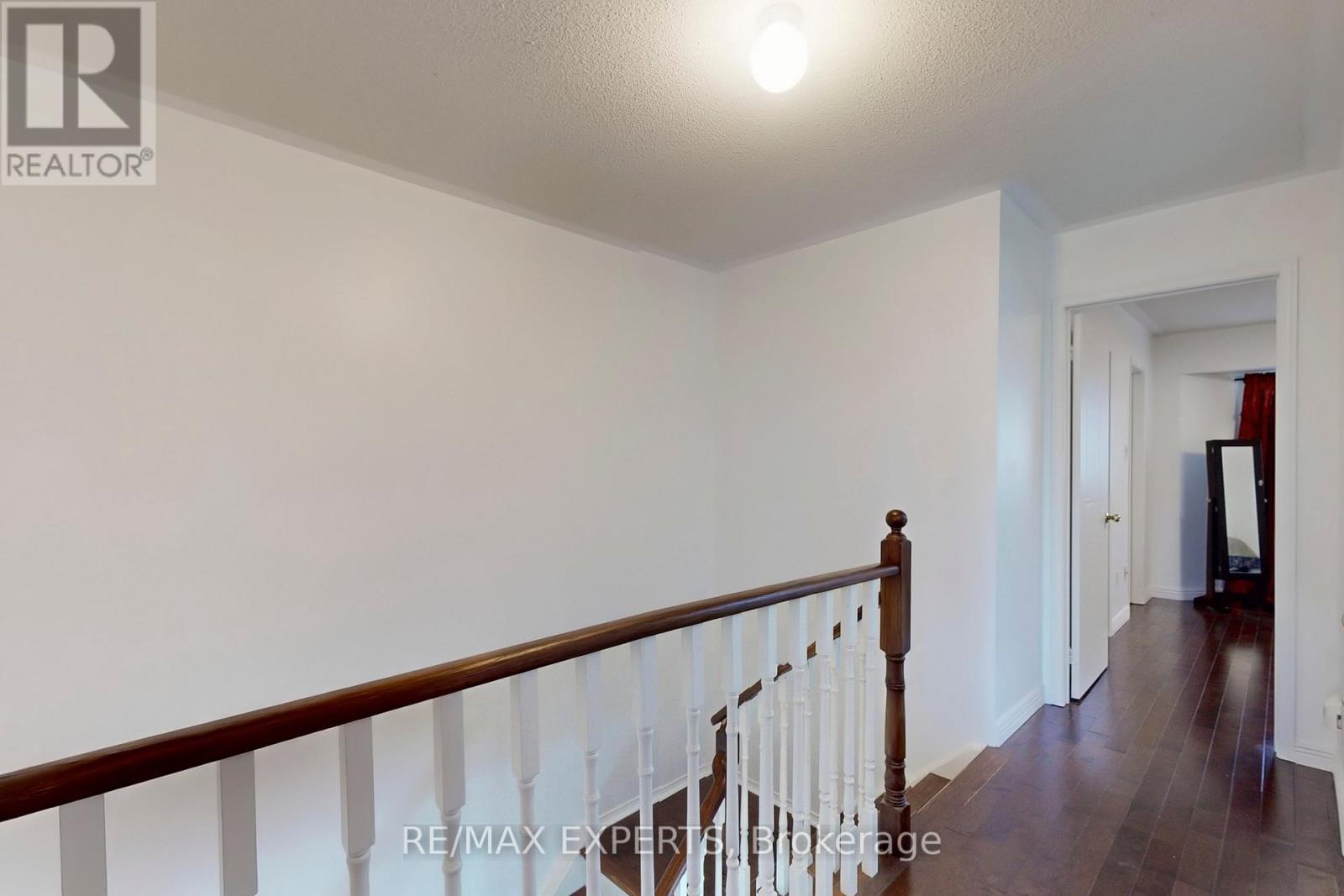 5631 Cortina Crescent, Mississauga, Ontario  L4Z 3R3 - Photo 19 - W12587842