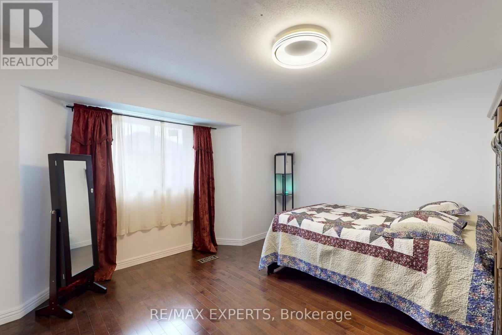 5631 Cortina Crescent, Mississauga, Ontario  L4Z 3R3 - Photo 23 - W12587842