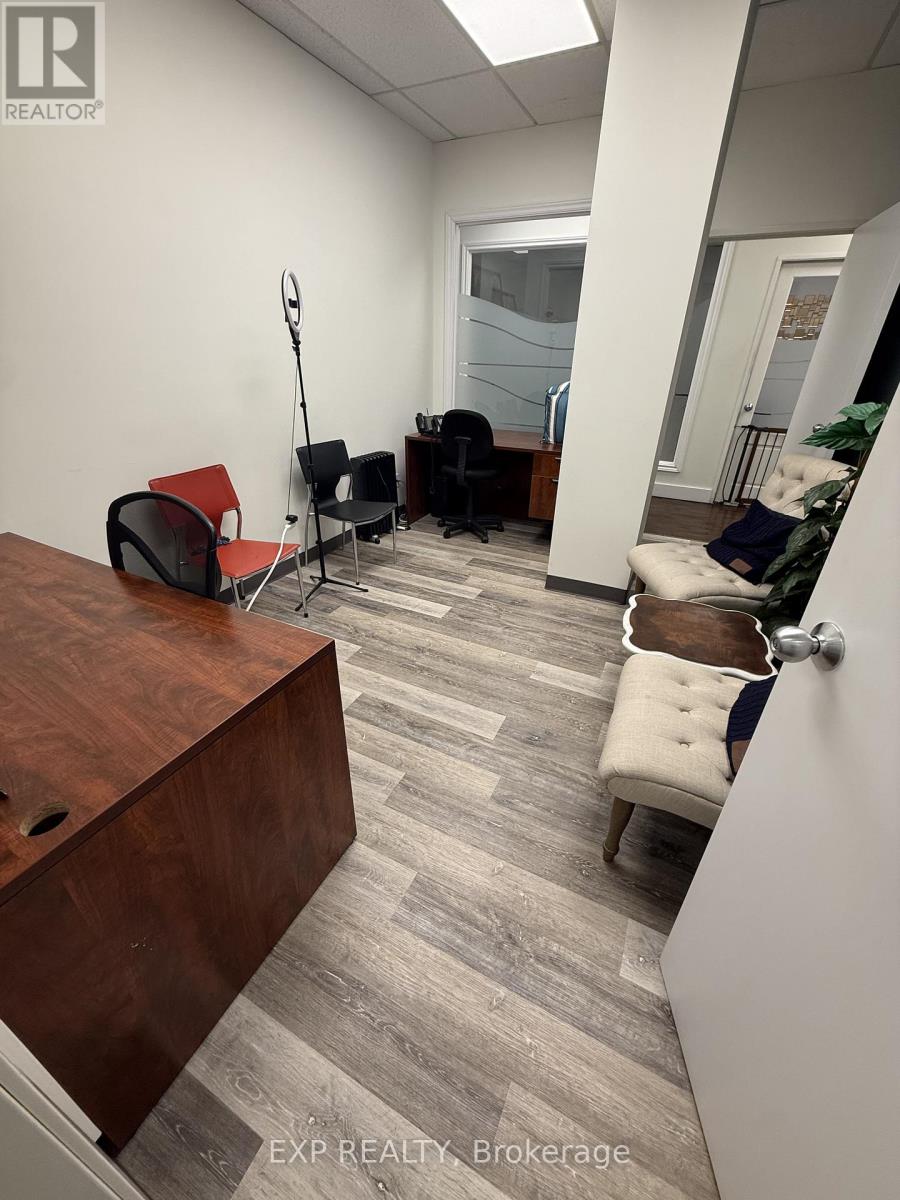 Suite 1 - 424 Catherine Street, Ottawa, Ontario  K1R 5T8 - Photo 19 - X12569198