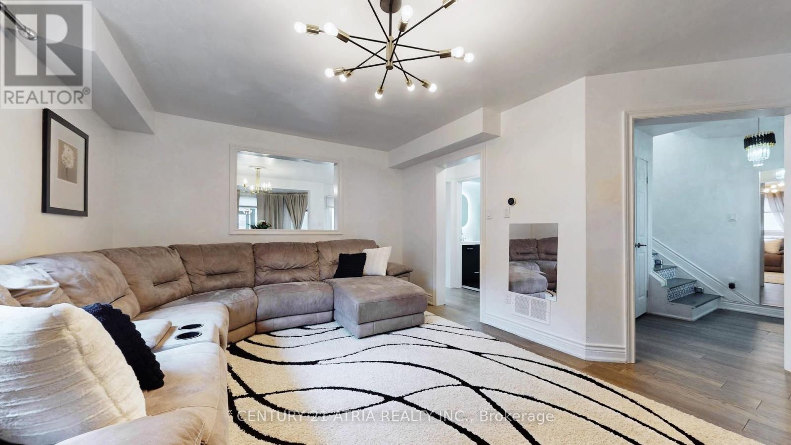 1166 Oriole Crescent, Innisfil, Ontario  L9S 2A9 - Photo 5 - N12596752