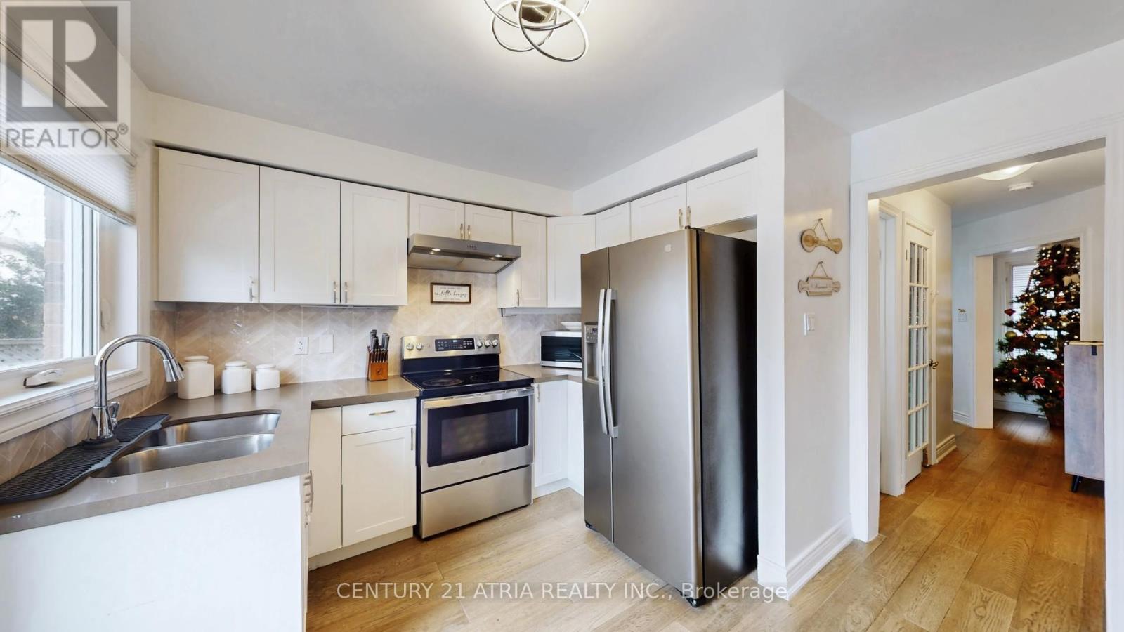 1166 Oriole Crescent, Innisfil, Ontario  L9S 2A9 - Photo 8 - N12596752