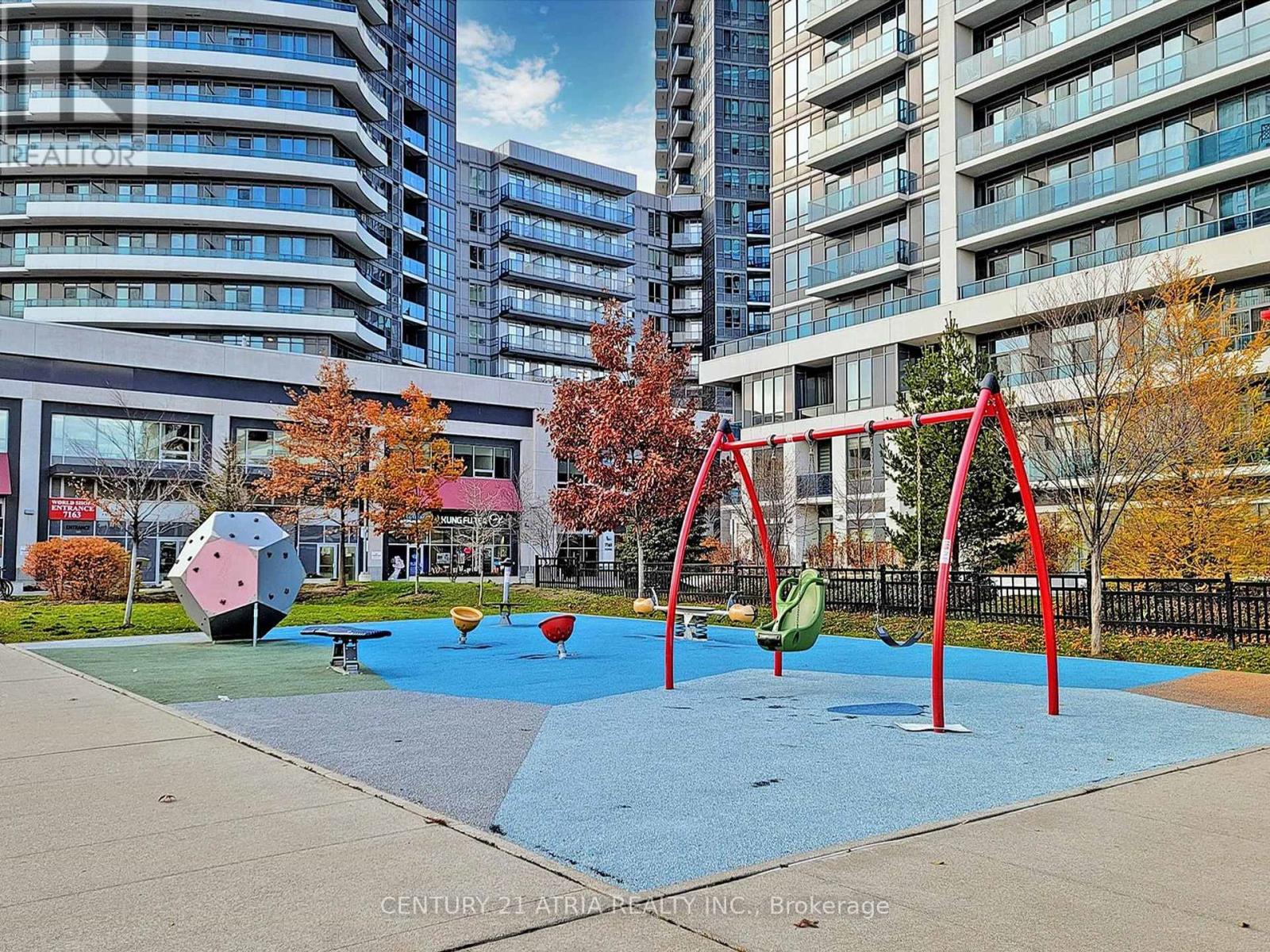 1935 - 7161 Yonge Street, Markham (Thornhill), Ontario  L3T 0C8 - Photo 48 - N12596770